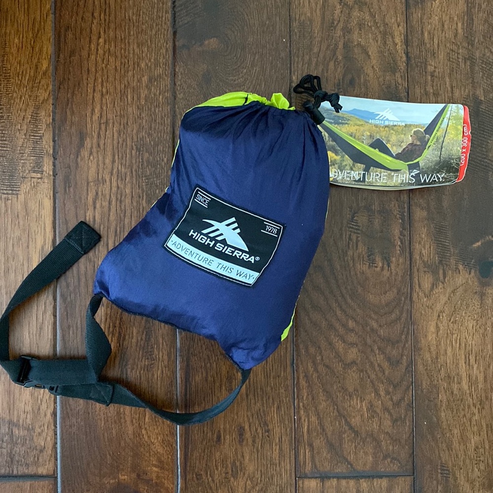 Double hammock with hanging straps